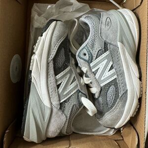 Baby new balance 990v6